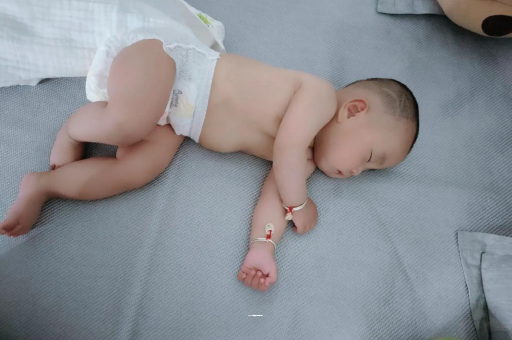 禹城宝宝积食发烧怎么处理